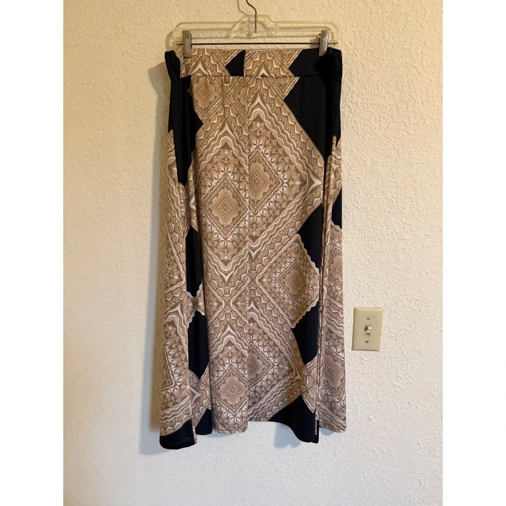 Metrowear Women XL Maxi Skirt Black Tan Geometric Medallion Rhinestone Boho Long